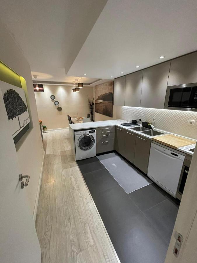 Apartamento Acolhedor Na Amadora Apartamento Exterior foto